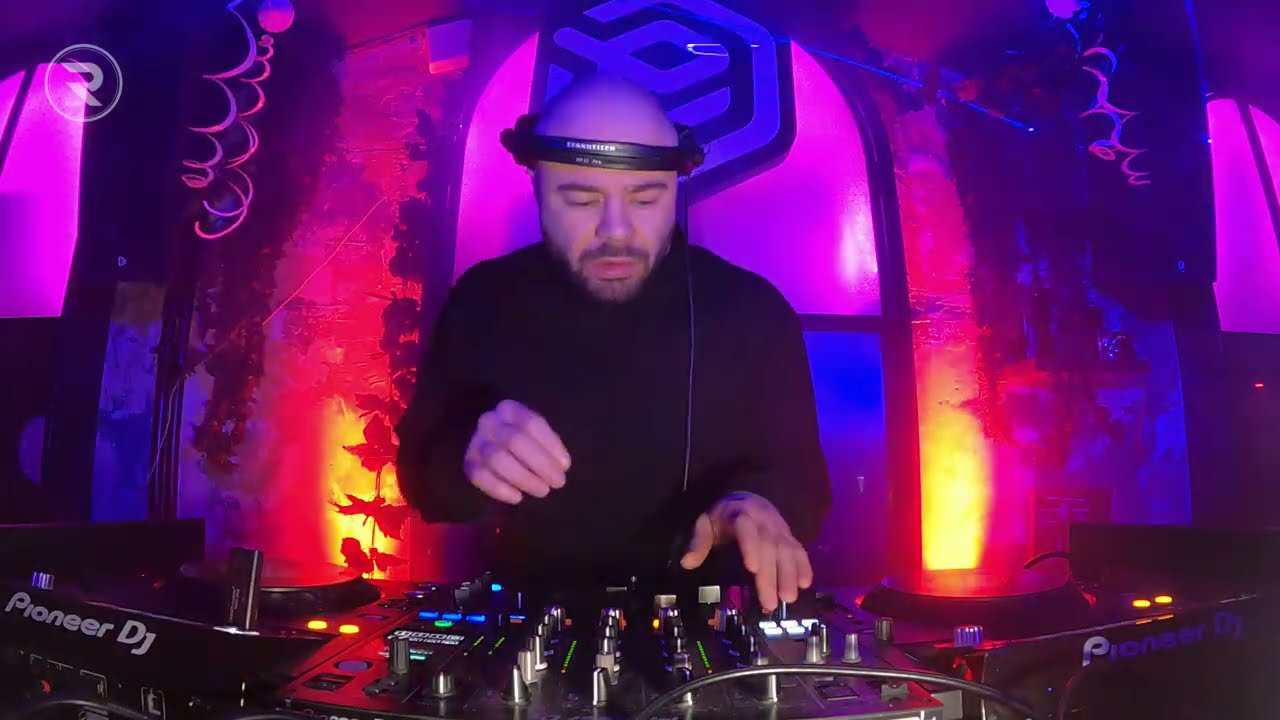 BU.DI Live DJ Set House Music Asia Experience The Voices of Phangan DryWet Moscow R_sound