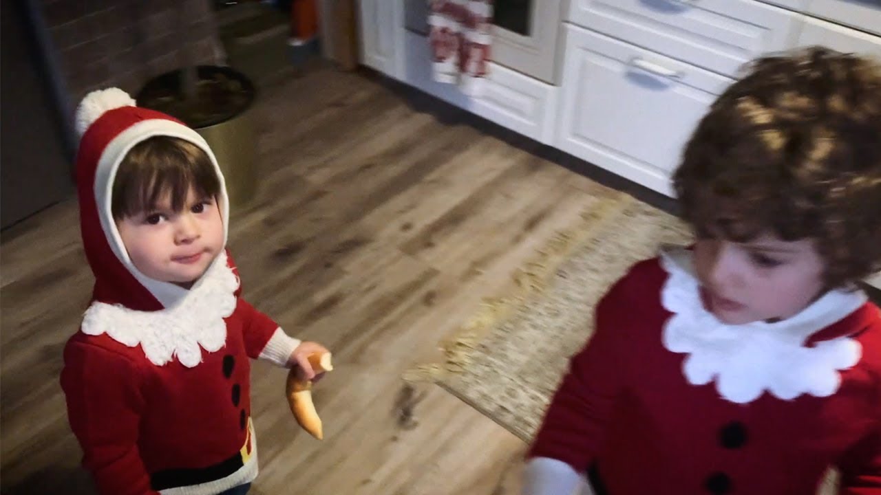 Peter Kovary - Good Rockin' Christmas (Official Video)
