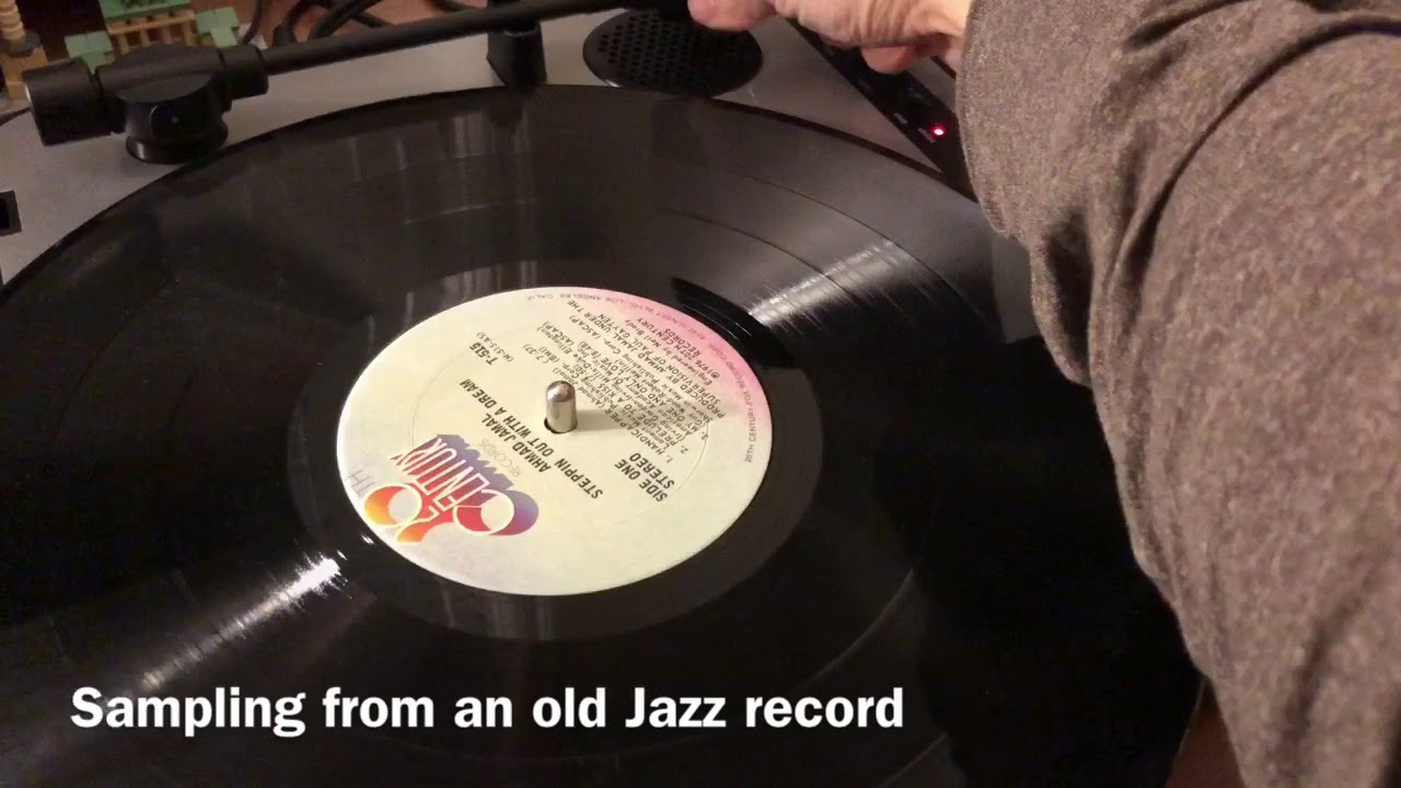 MPC 1000 hip hop beatmaking