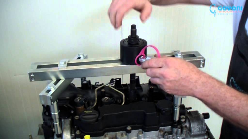 311166000 - Universal injector puller with 12 tons  hydraulic cylinder