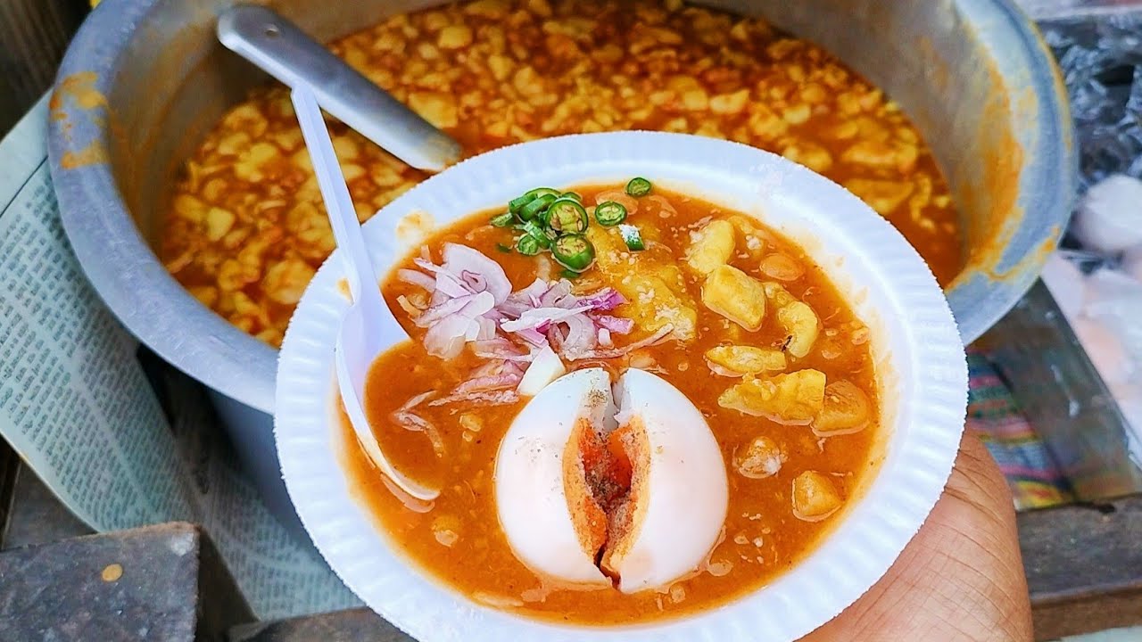 Kolkata Famous LALU BHULU'S MUTTON FAT GHUGNI । Street Food । Indian Street Food