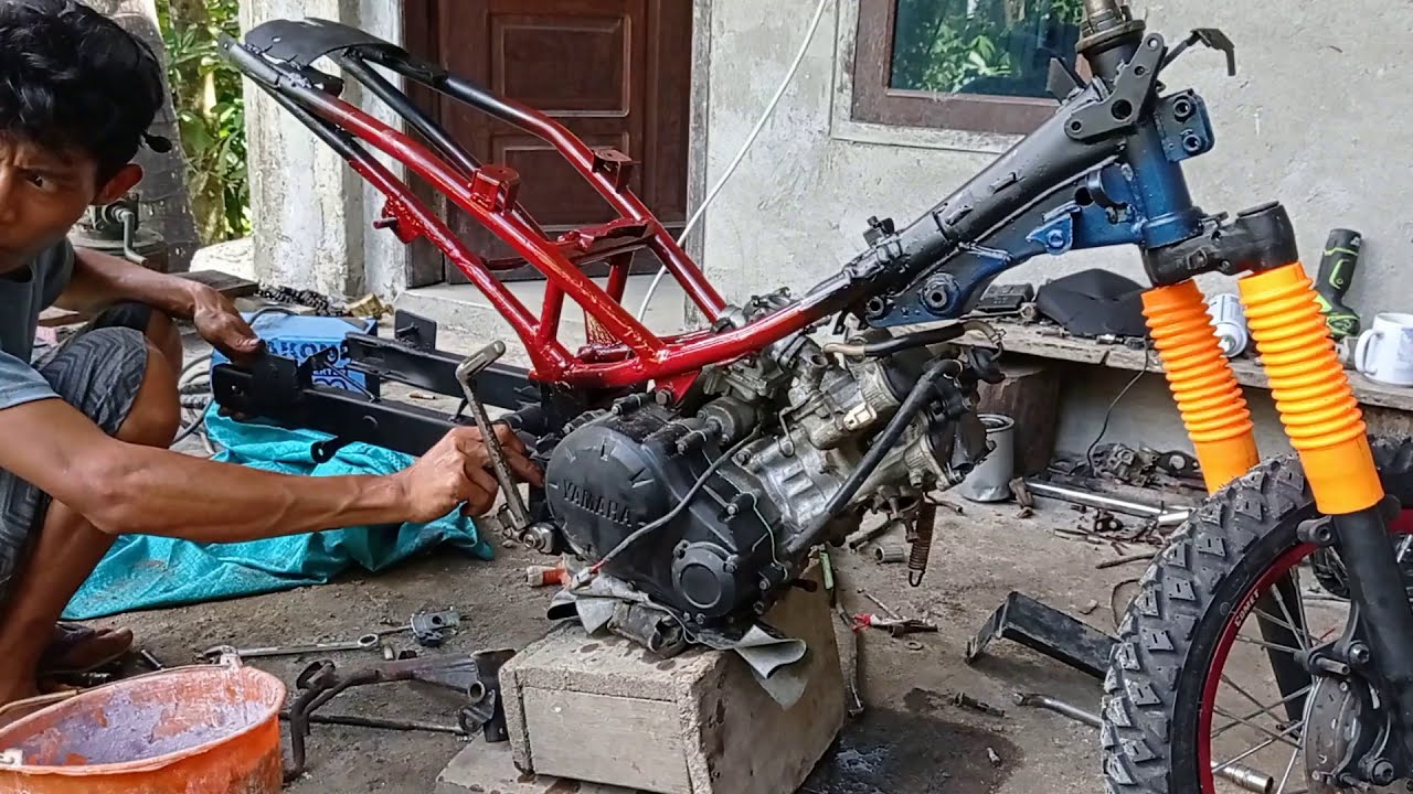 Yamaha Jupiter Mx Jadi Trail Mini (Time Lapse)