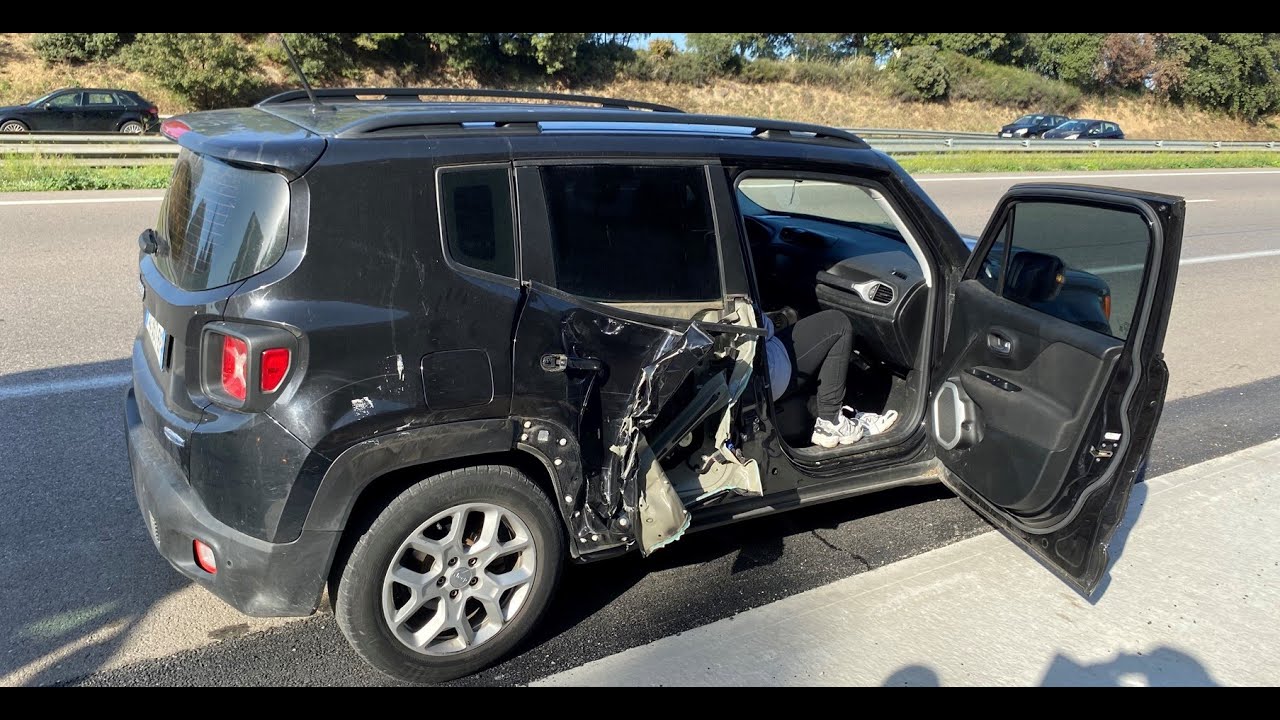 ELLE TRANSFORME SA VOITURE EN OUVRE BOITE ! 😱