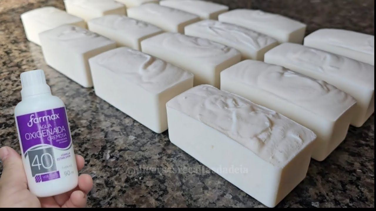 É Só Misturar Oxigenada no ÓLEO Usado Que Vai Remover Até Graxa ☆ Sabão Caseiro em Barras 