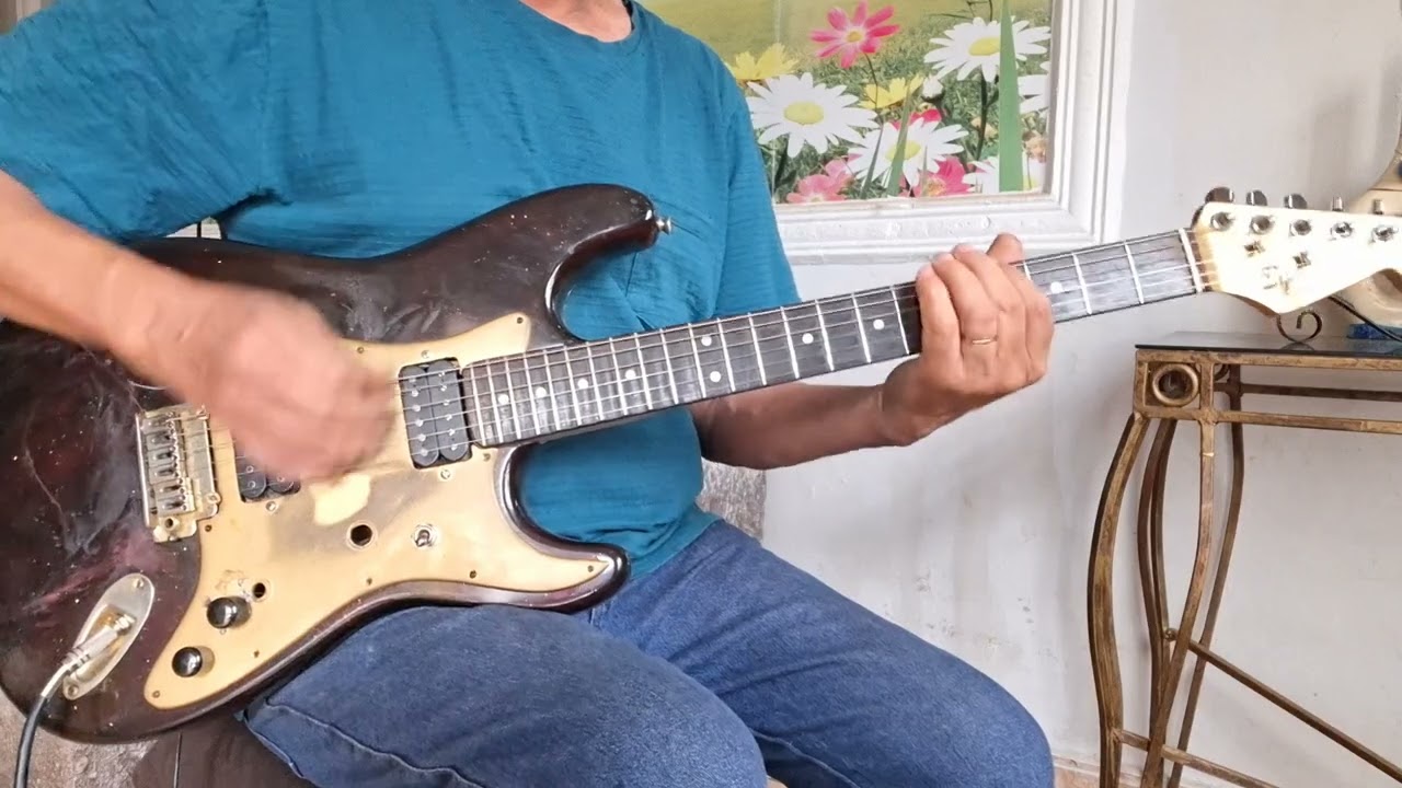Crimson and Cover / tommy James - By Daniel luthier Cover 