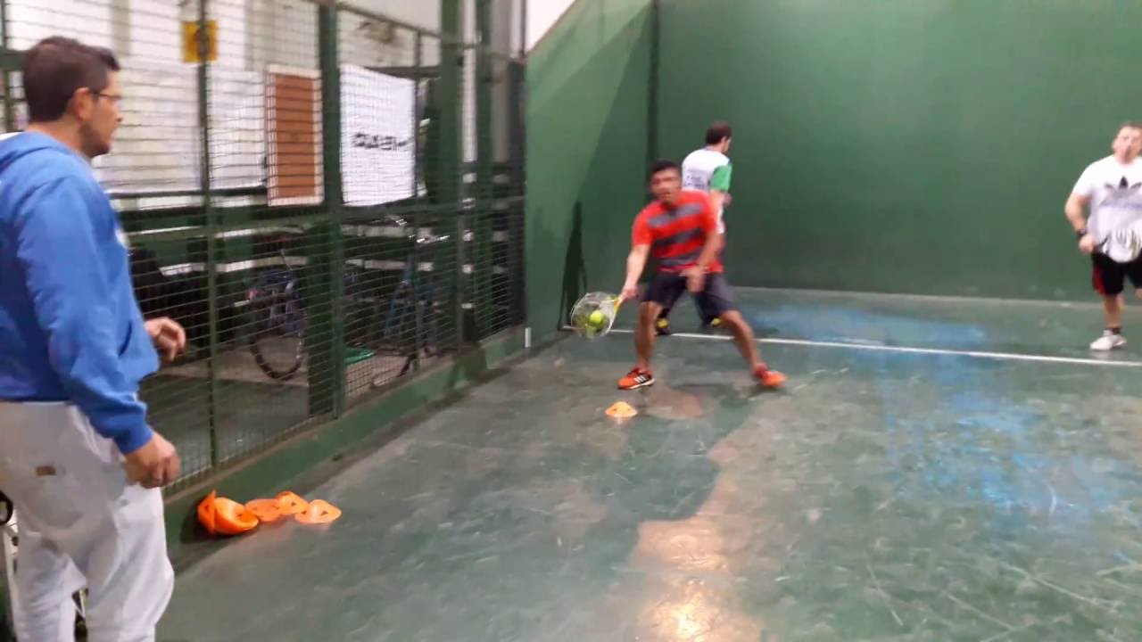 R.P   ejercicios de derecha y desplazamientos en padel.