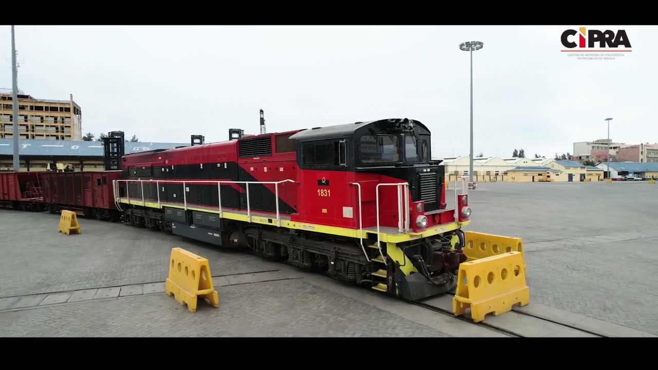 MOMENTOS I TRANSFERÊNCIA DA CONCESSÃO DOS SERVIÇOS FERROVIÁRIOS E DE LOGÍSTICA DO CORREDOR DO LOBITO