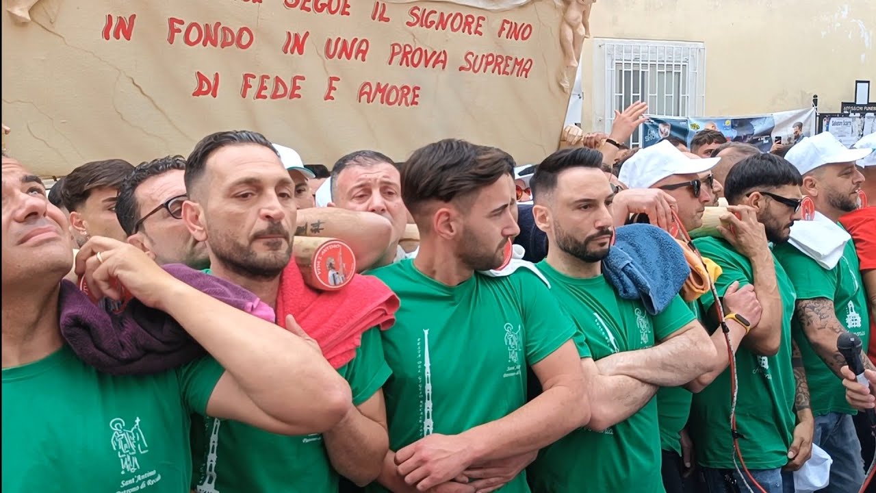 Giglio Recale 2024 - Uscita dalla Chiesa