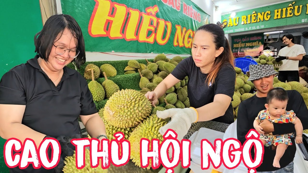 Ngày Hội Tụ Các Cao Thủ Khui Sầu Riêng Vựa Hiếu Nghĩa, Ai Khui Đỉnh Nhất ?
