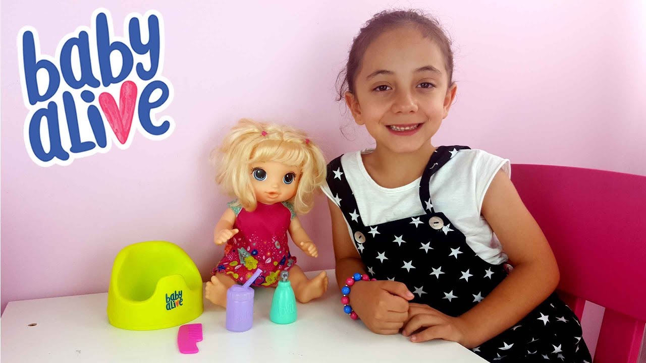 Mi muñeca BABY ALIVE hace pipi / muñeca baby alive en español