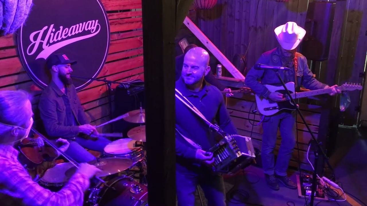 Pine Leaf Boys at the Hideaway on Lee, Lafayette, LA (March 20, 2021)