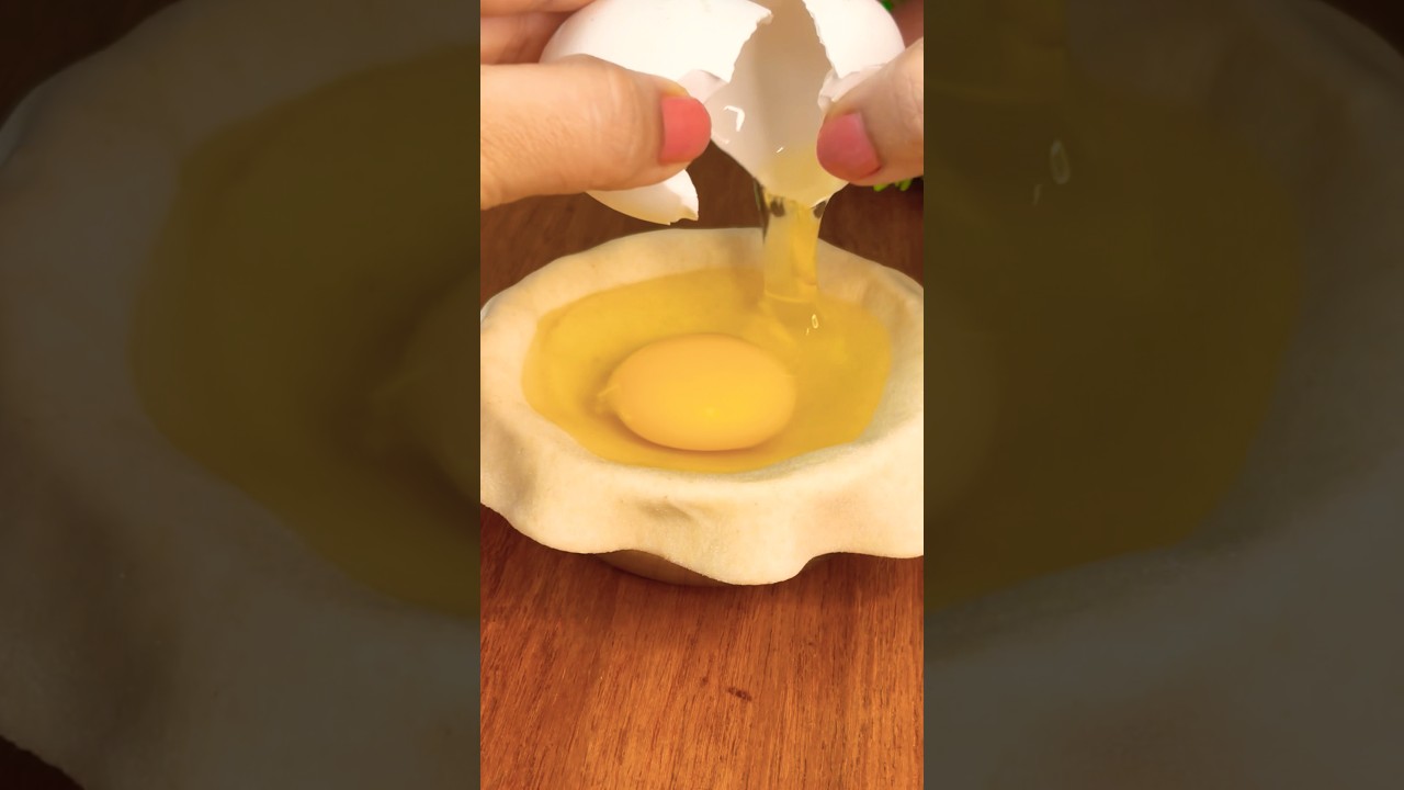 Viral Egg Potlam Paratha #shorts #recipe #egg
