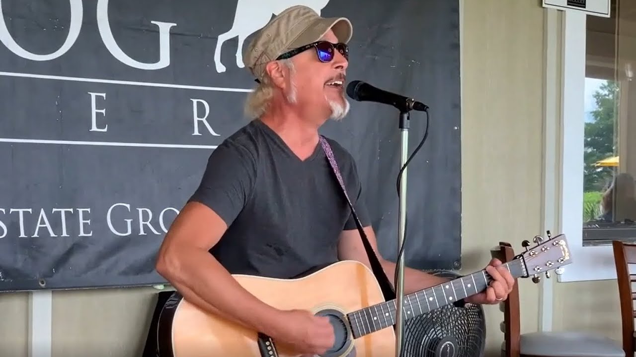 Chris Solo Acoustic Show