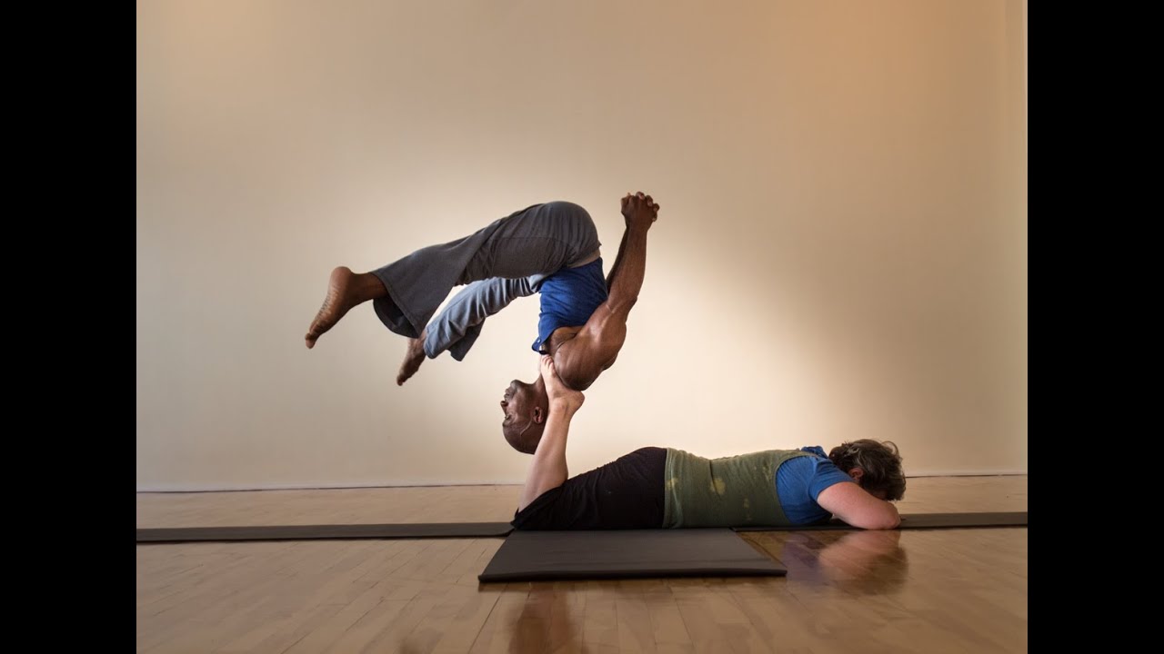 AcroYoga Montreal:  Mandalasana Flow by Jessie + Eugene