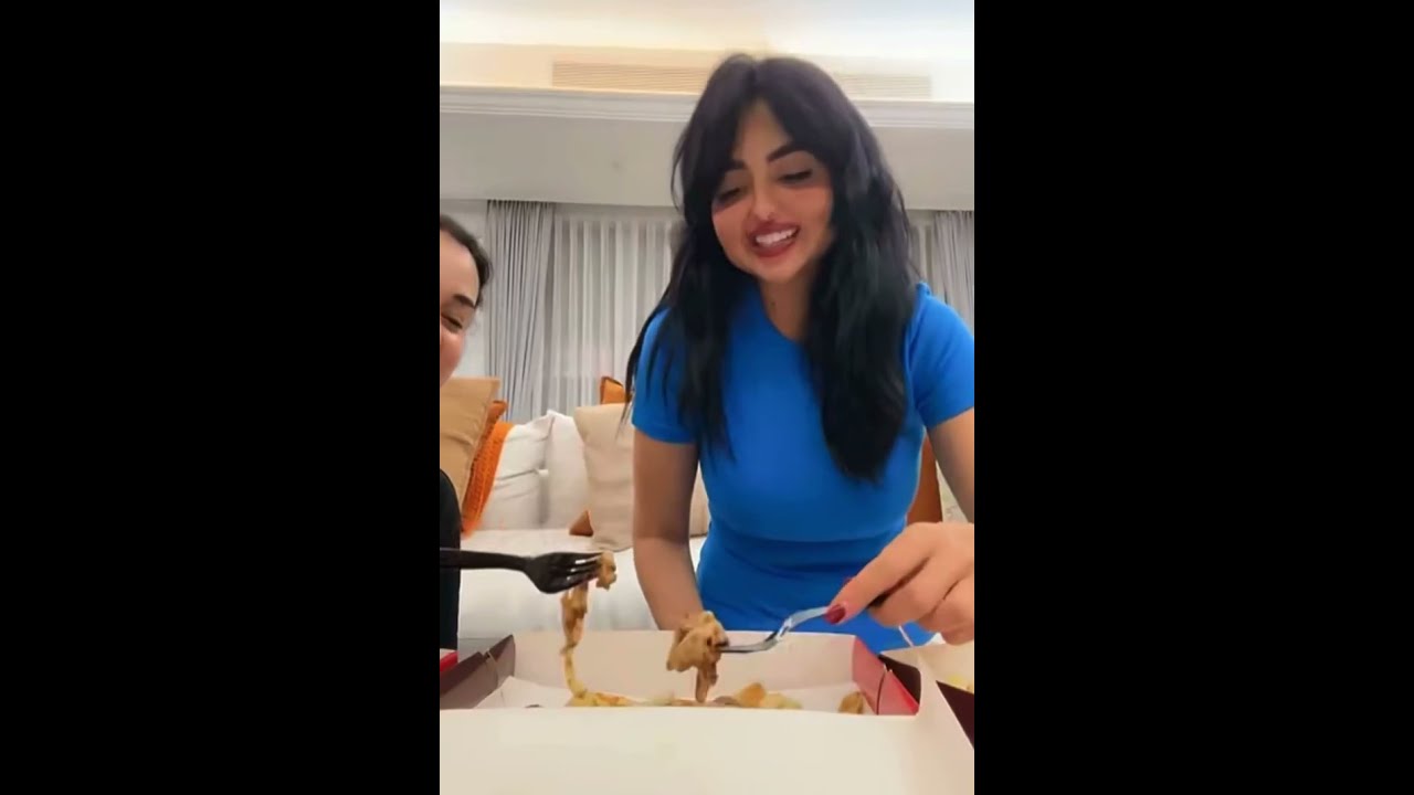 اميره وميمي خربو الدايت اخر الليل وايلين تتهرب من النوم 😭🤣 | عائلة ميرو