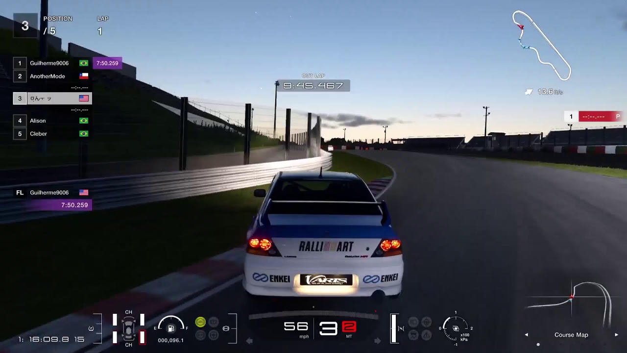 GT7 drifting