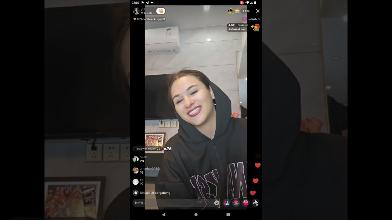 Jiji live tiktok with Jojo part 1.