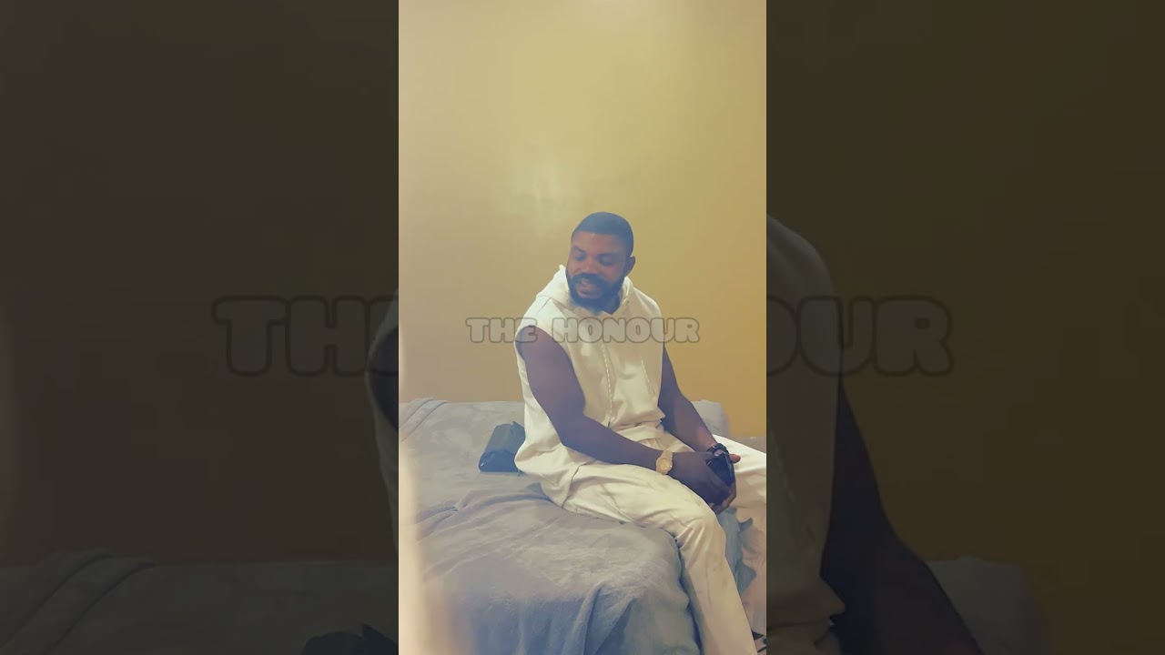 Money exposed this woman in a hotel