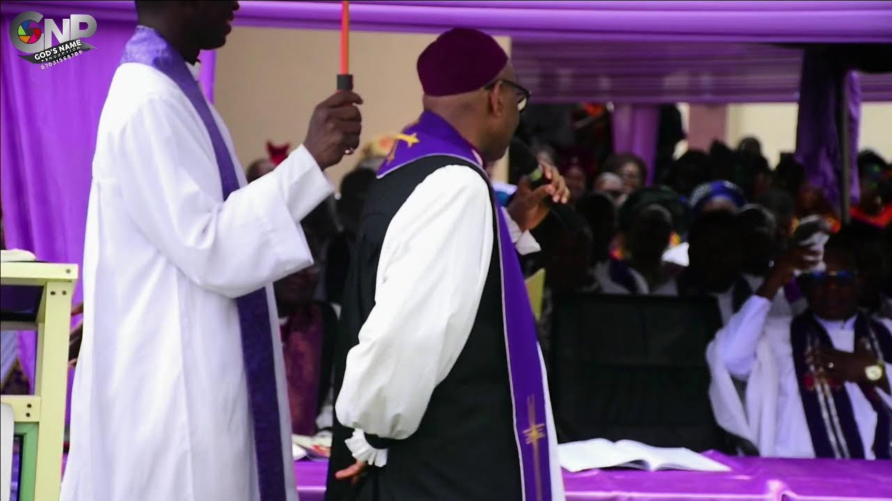 THE BURIAL CEREMONY OF EMMANUEL CHIKODILI EMELUMADU (EZECHIKWADOLU OBA KSP)