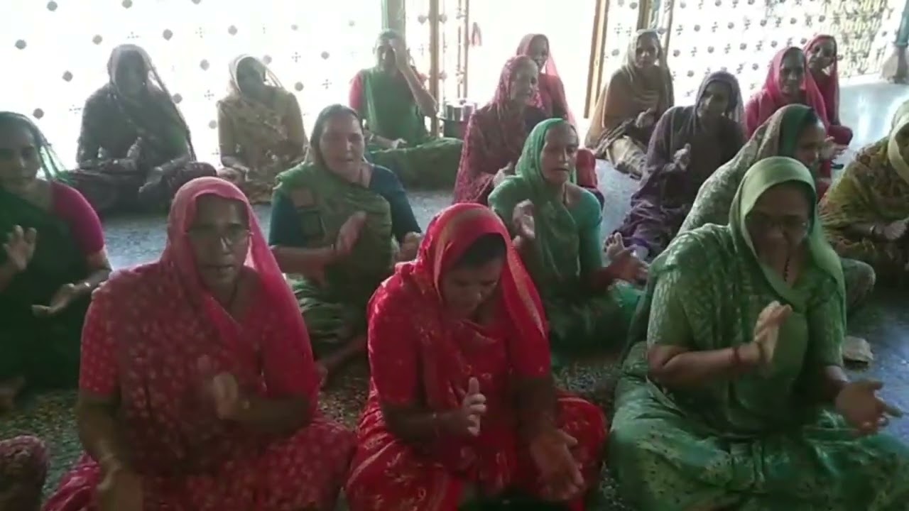 ગઢપણ છે દોયલા...#satsang #kirtan #mahilamandal #bhajan #bhajanmandal #bhajanmandalvejalka