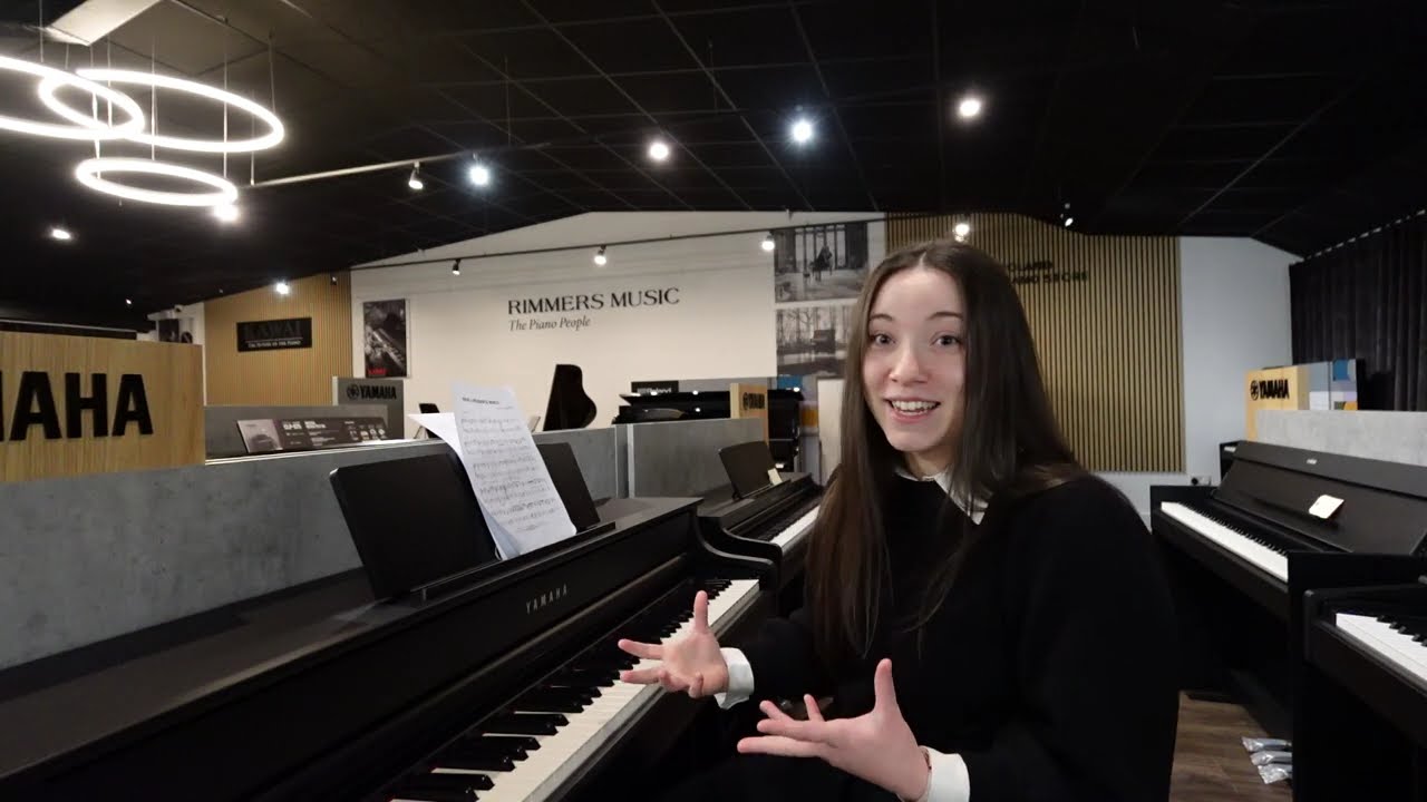 Демонстрация и обзор цифрового пианино Yamaha CLP835 Clavinova | Rimmers Music — «The Piano People»