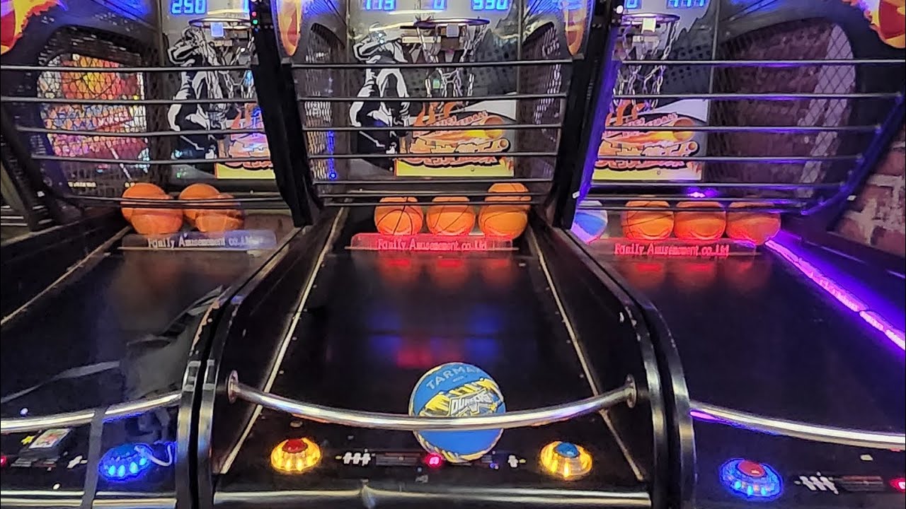 Shun hong atheletics basketball | 7 balls | pts:DXLV (roman numerals)