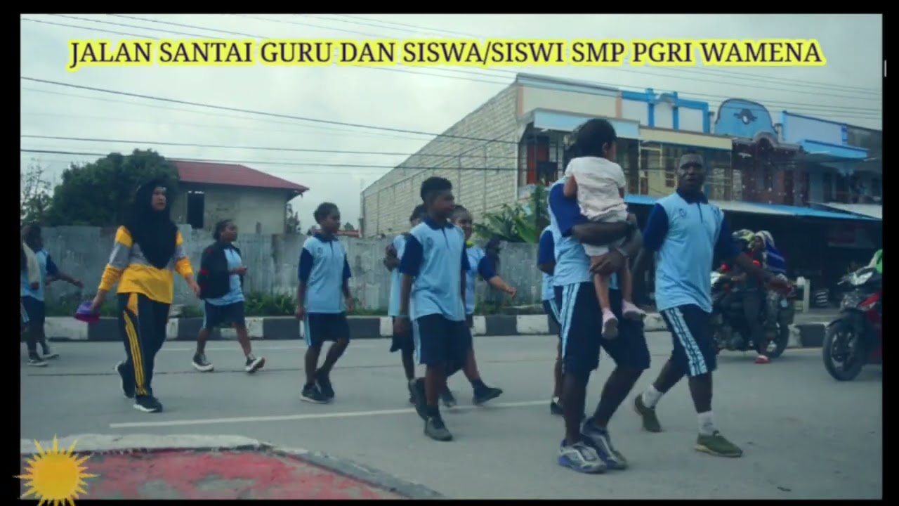 Jalan santai Guru _ Guru dan siswa/i SMP PGRI WAMNEA 2024