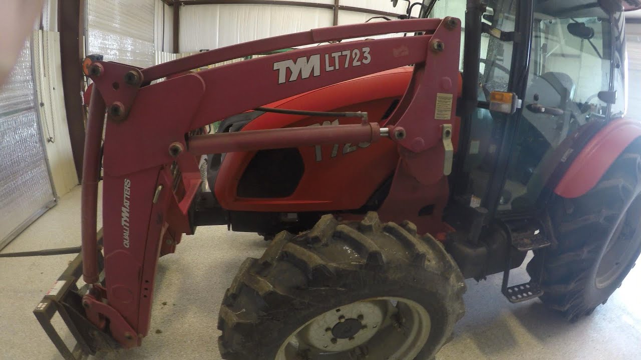 How to rebuild a Steering cylinder on a TYM 723 tractor
