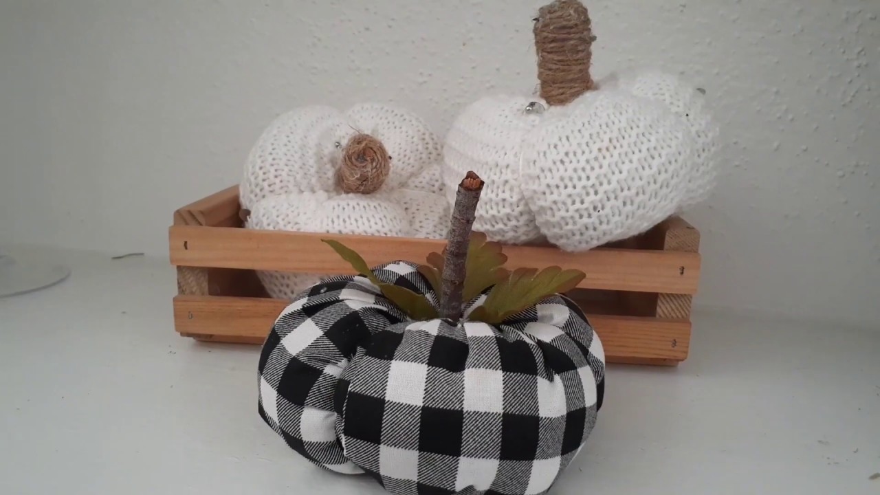 Calabazas de tela y de sweater 🎃  fabric and sweater pumpkins