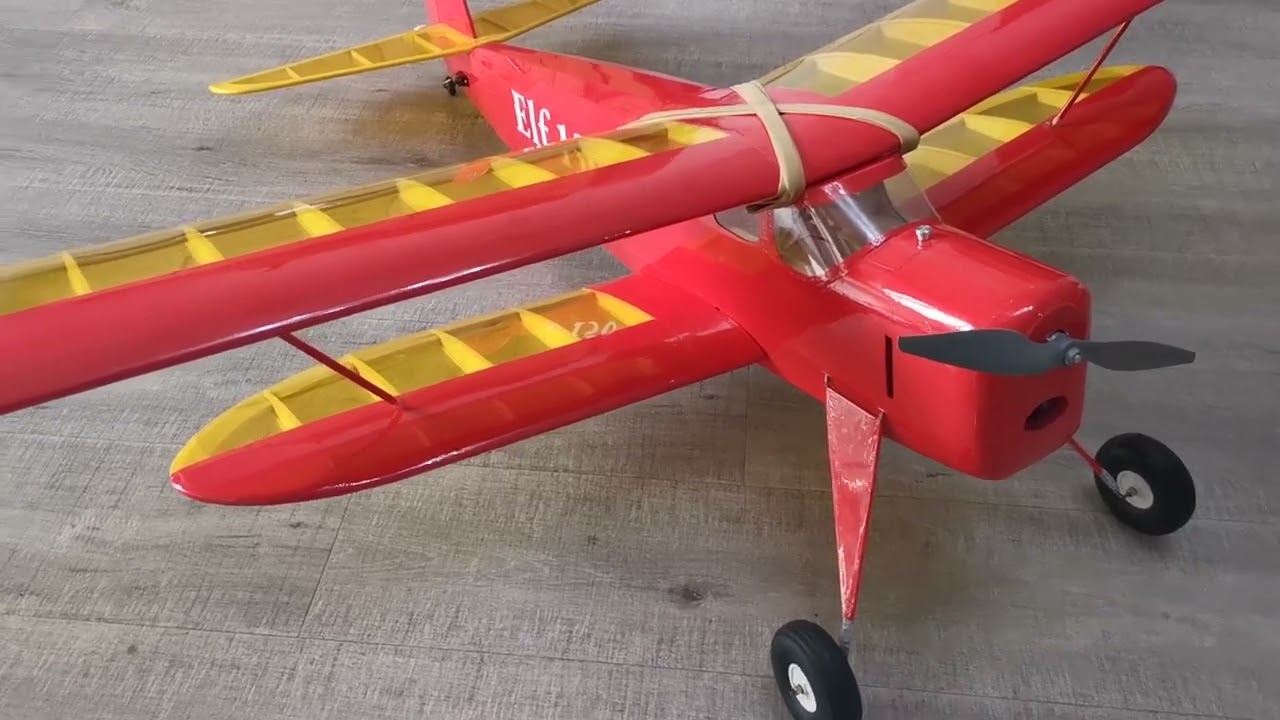 Elf Ben Buckle RC vintage biplane.