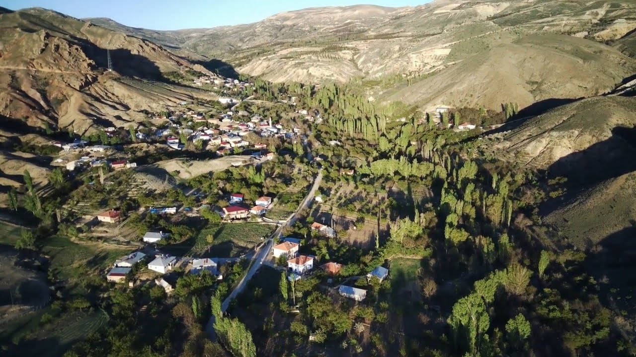 Malatya Kızılhisar K&ouml;y&uuml; | Havadan &Ccedil;ekim | D&uuml;ğ&uuml;n Yurdu | Tohma &Ccedil;ayı | Leylek Tepesi | Kızılhisar Dağı