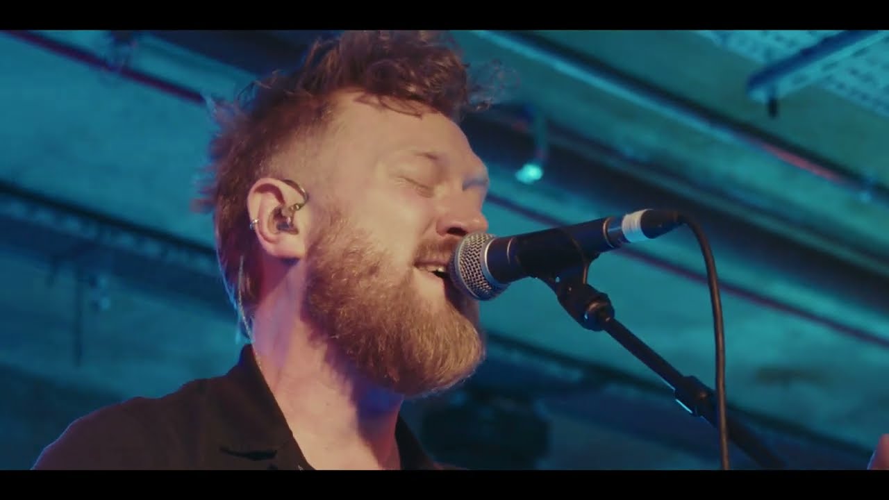Gareth Dunlop - Go Down Swinging [Live at The Lower Third, London]