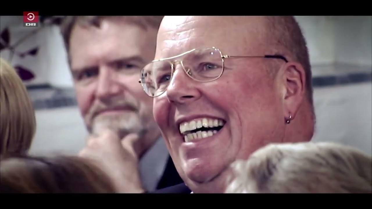 Gintberg på kanten 🌍 ⎮ S4⎮ Folkekirken ⎮ Præsten og de erotiske romaner 💦