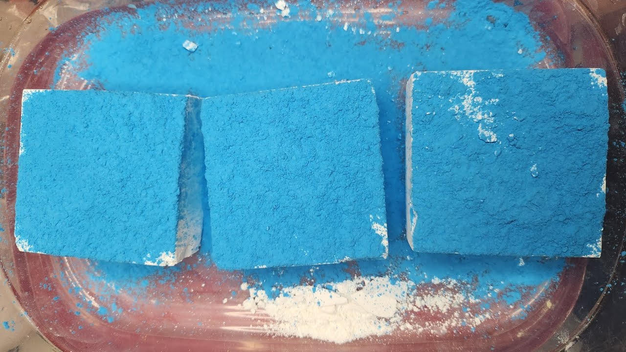 Crispy crunchy fresh gymchalk block w/light blue mica powder 