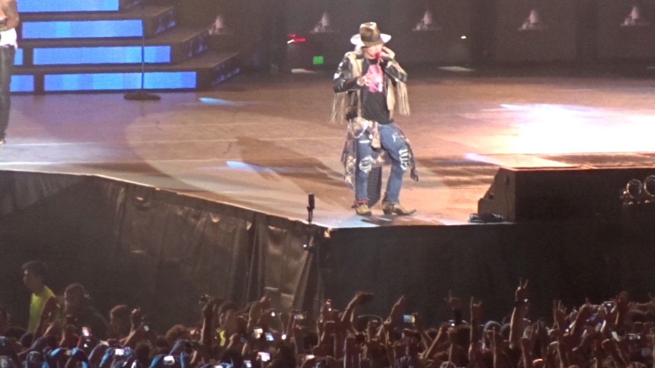 Guns n' Roses - Knockin' on Heaven's Door (Chile 2016)