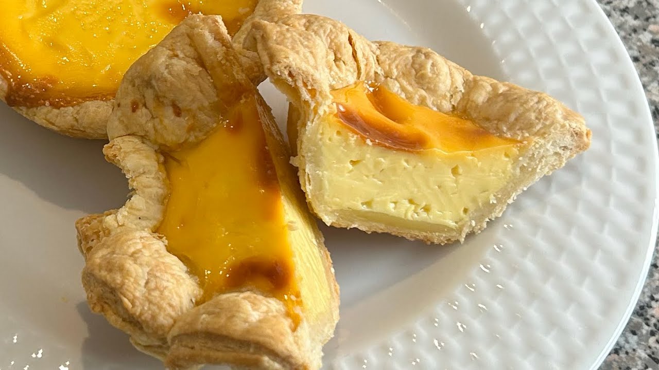 Tarta de nata y aquí te revelo el secreto para que se vea como flan ! ￼￼