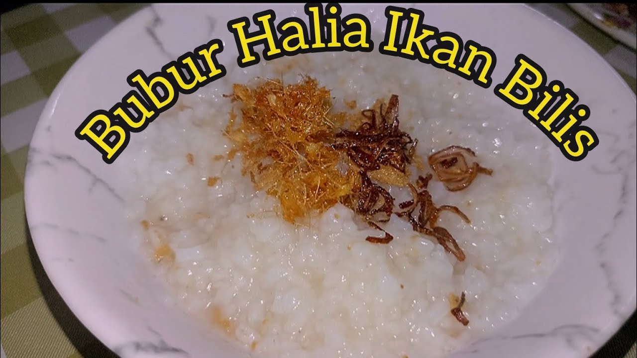 Cuaca Hujan Masak Bubur Halia Ikan Bilis di Kepulauan Paloh, Sarawak. 