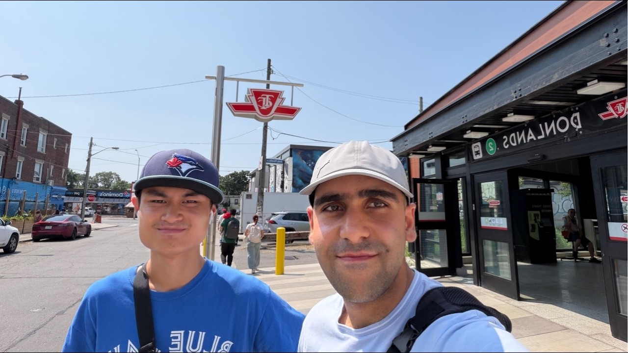 Прямой эфир из Торонто: 2-й день фестиваля Taste of the Danforth 2026 с Йоши (8 августа 2026 г.)