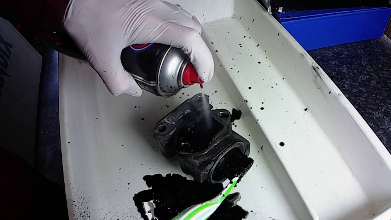 Vauxhall/Opel Zafira cleaning the EGR valve 1.7cdti A17DTJ