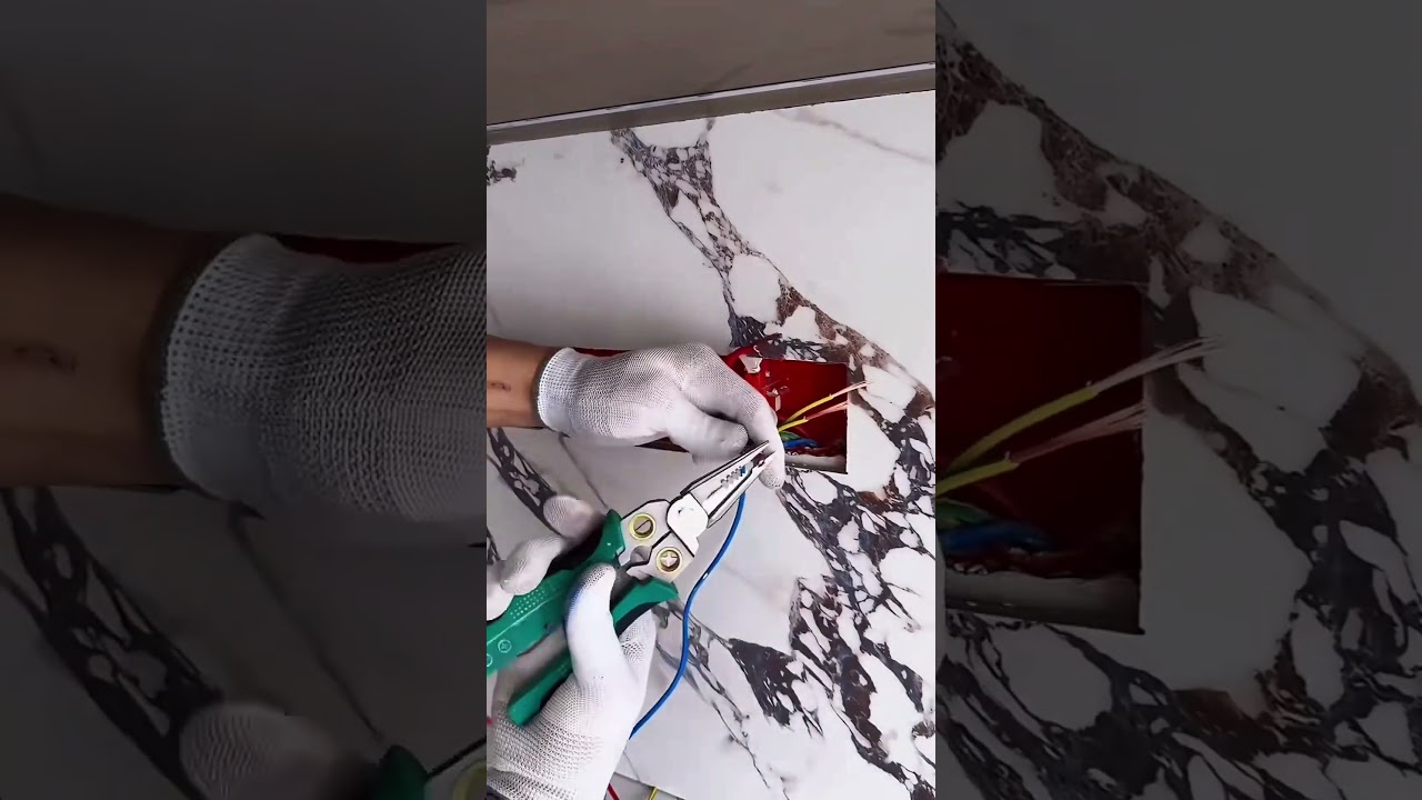 Prises &eacute;lectriques modulables #bricolage #renovation #manuel #astuce #construction