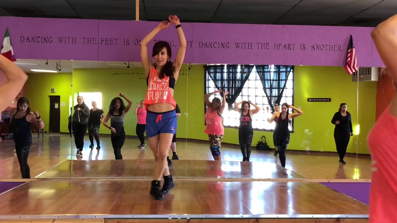 La Mordidita by Ricky Martin - Zumba choreography by Juany Duarte