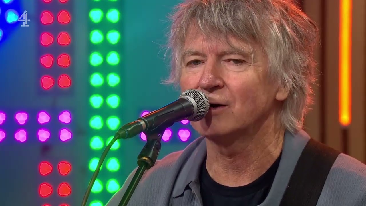Crowded House perform 'Oh Hi' on Sunday Brunch - 18 Feb 2024