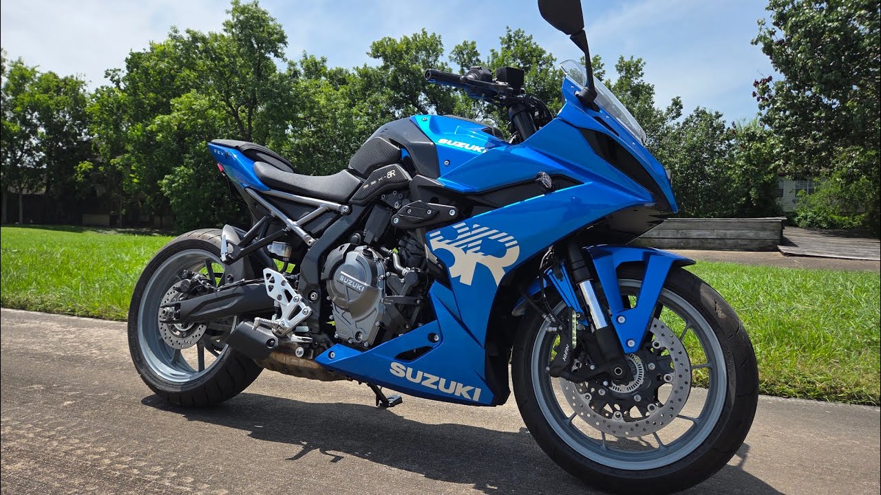 Suzuki GSX8R. Ride and review. Better than the Hornet 750?