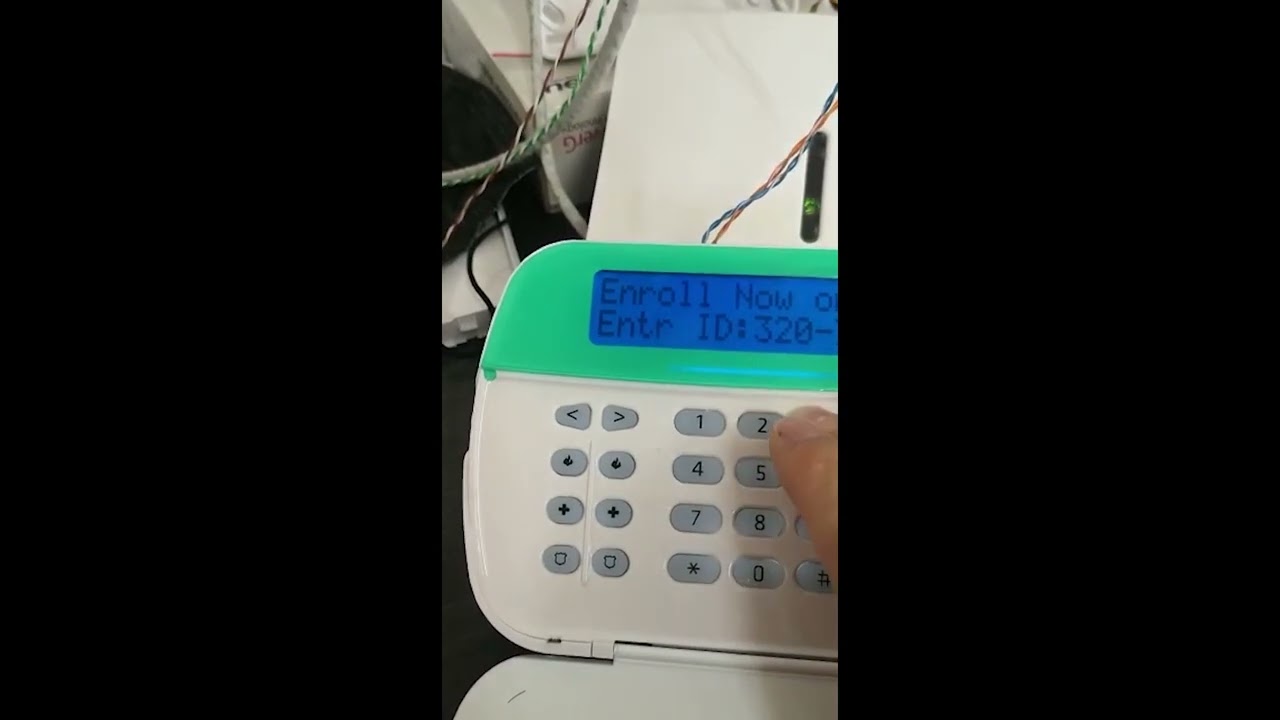 Configuración botón pánico PG9938 alarmas DSC
