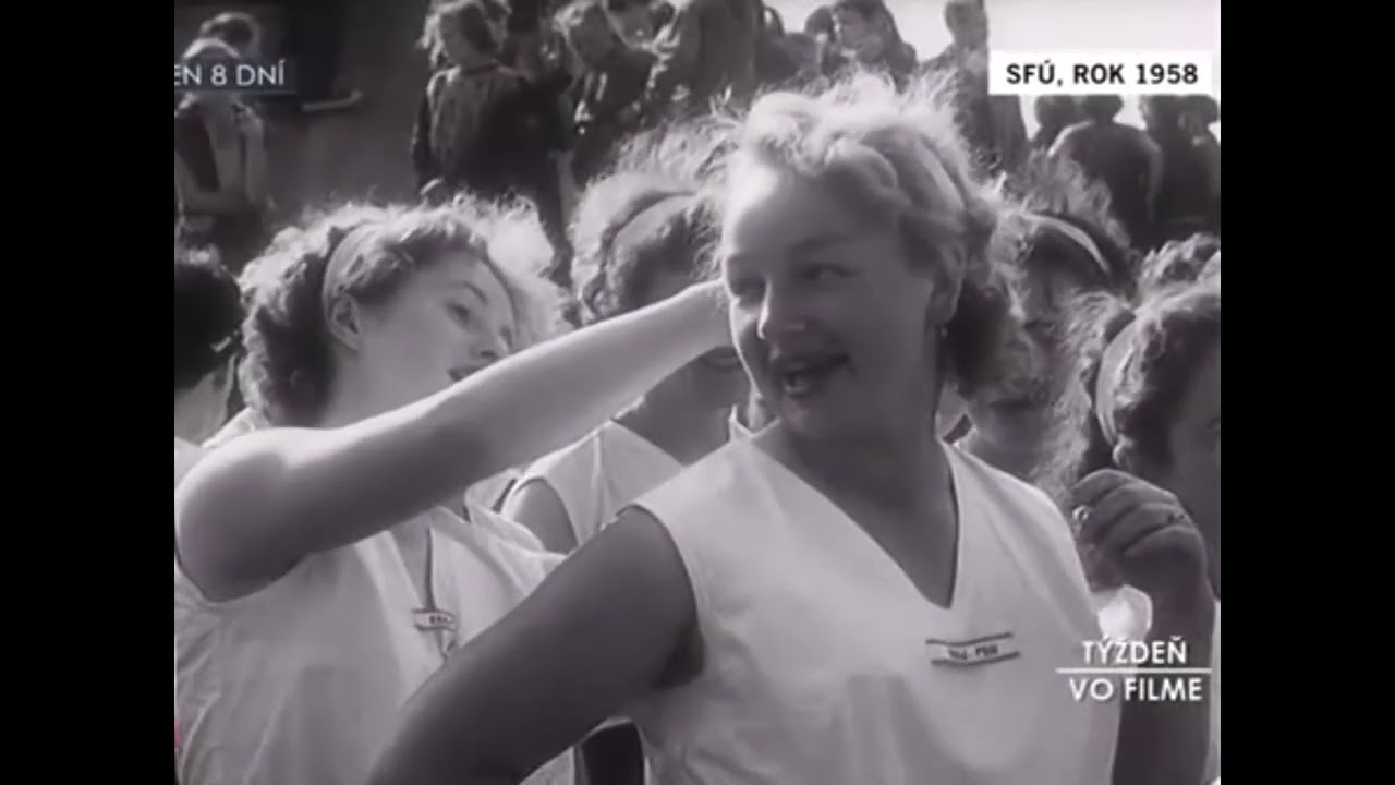 Bratislava 1958   Stretnutie mládeže na Dunaji - Dokument má 10 minút.