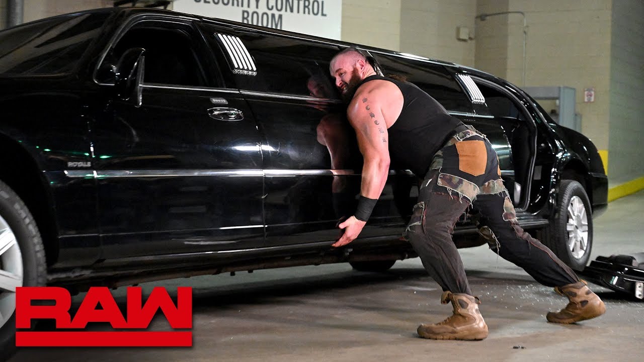 Разъярённый Браун Строуман толкает лимузин мистера Макмэна: Raw, 14 января 2019 г.