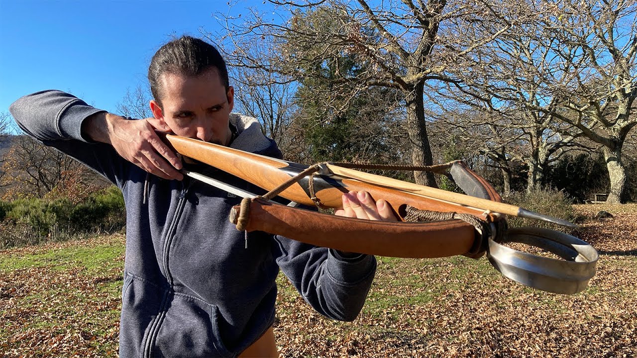 Shooting a Tod's Workshop 300lbs Belt & Hook Crossbow