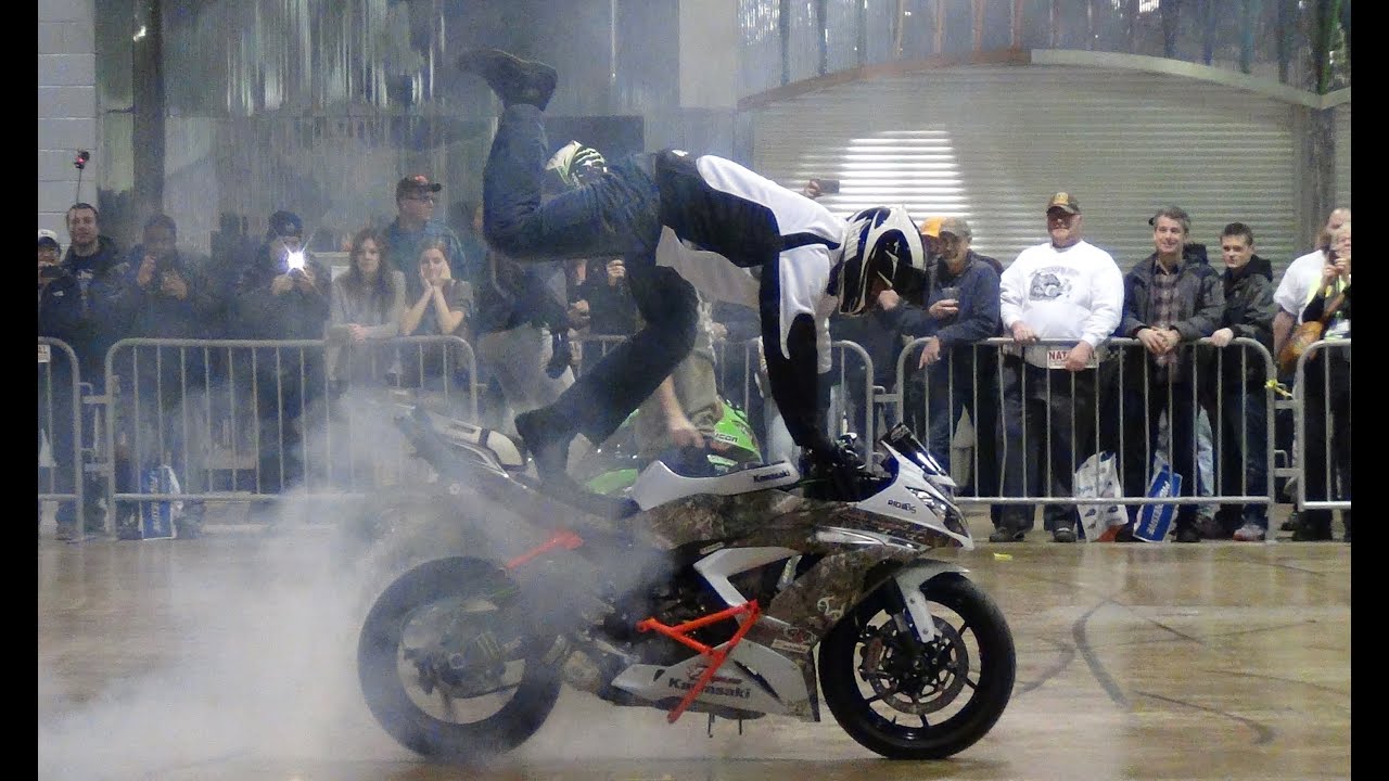 Progressive Motorcycle Show Stunt Show 2015 Chicago Team No Limit Jason Britton and Eric Hoenshell