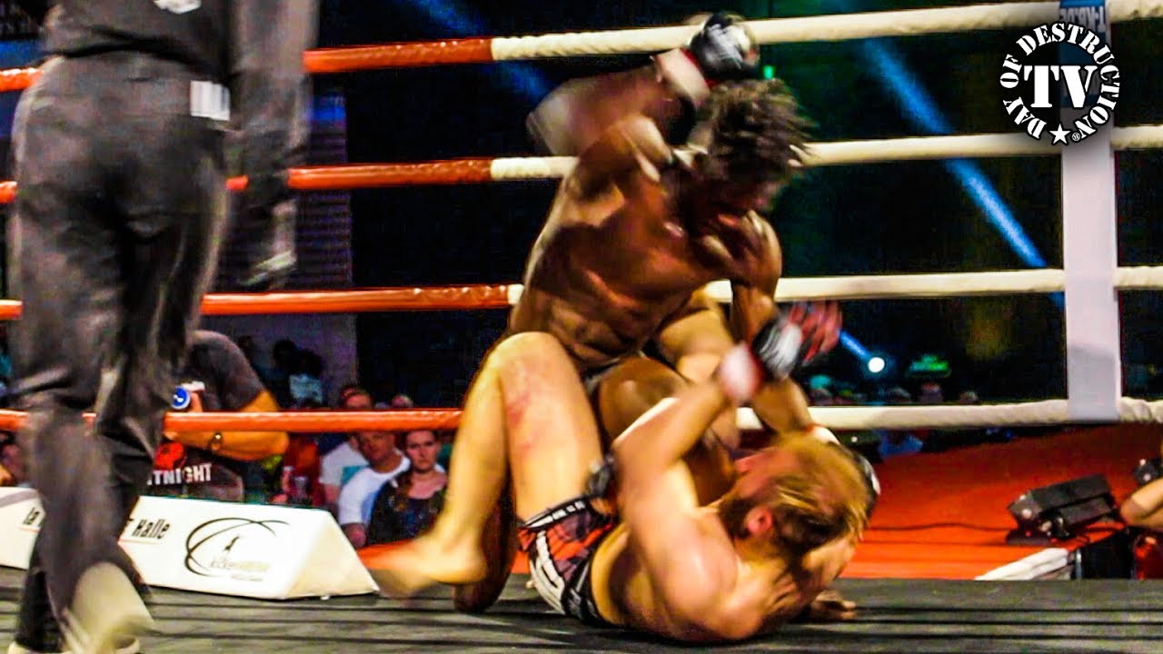 Top MMA Debut with groundandpound TKO