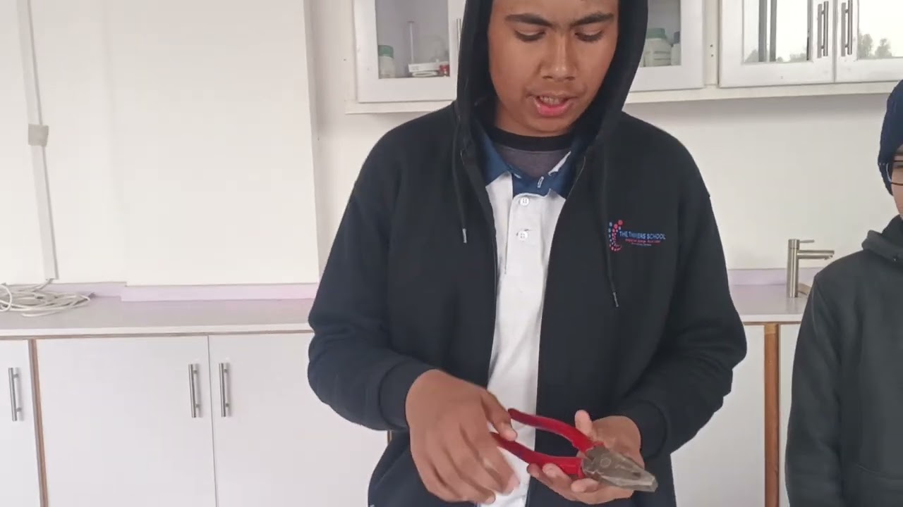 Physics: Levers and examples of levers from daily life- scissors, tongs and pliers.
